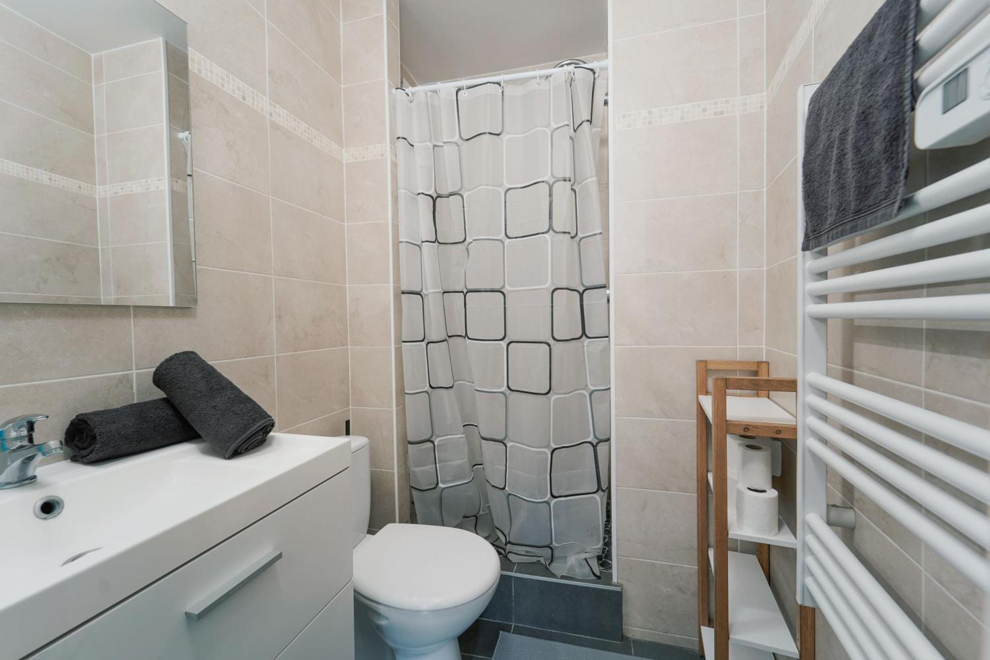 Confort & Style Pres De Cdg Vaudherland Εξωτερικό φωτογραφία